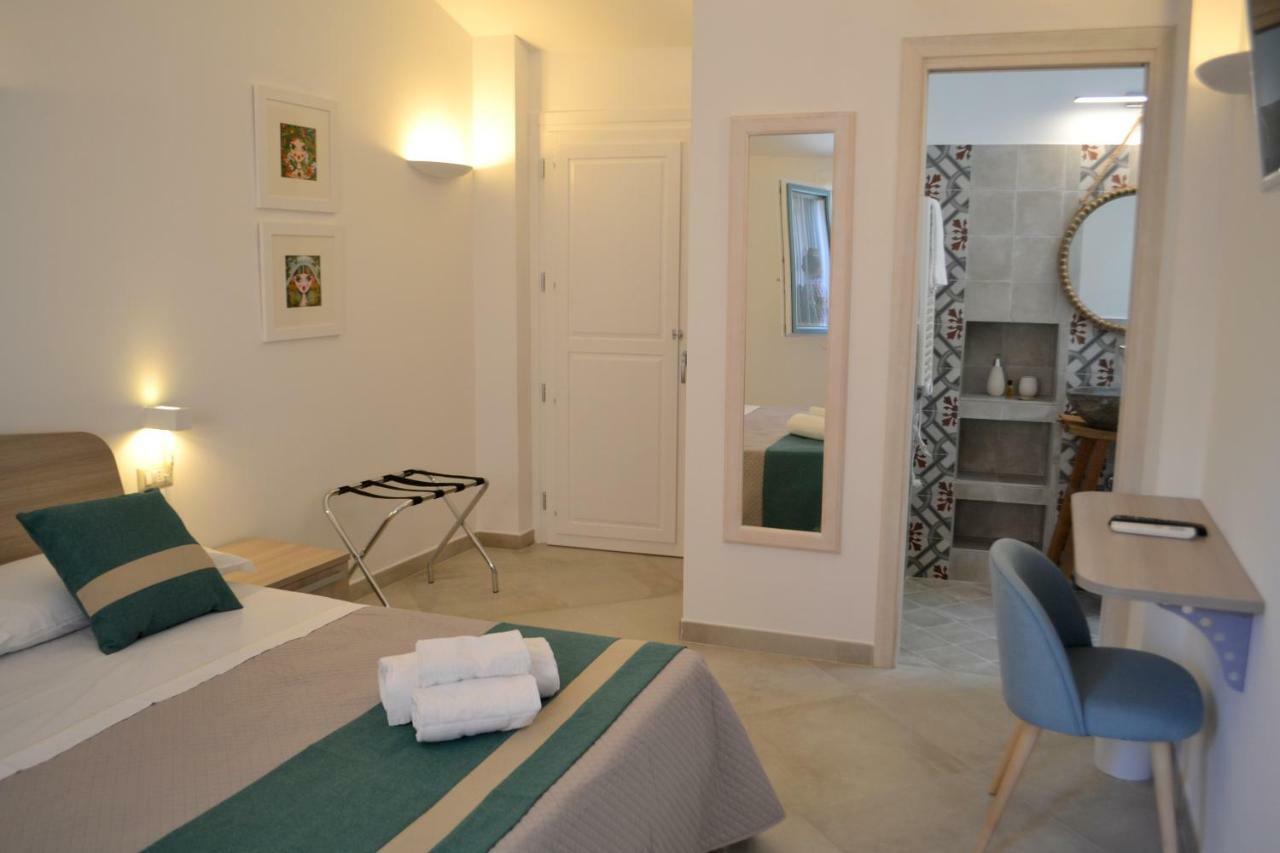 Hotel Domo'E Sorres Olbia Exterior foto